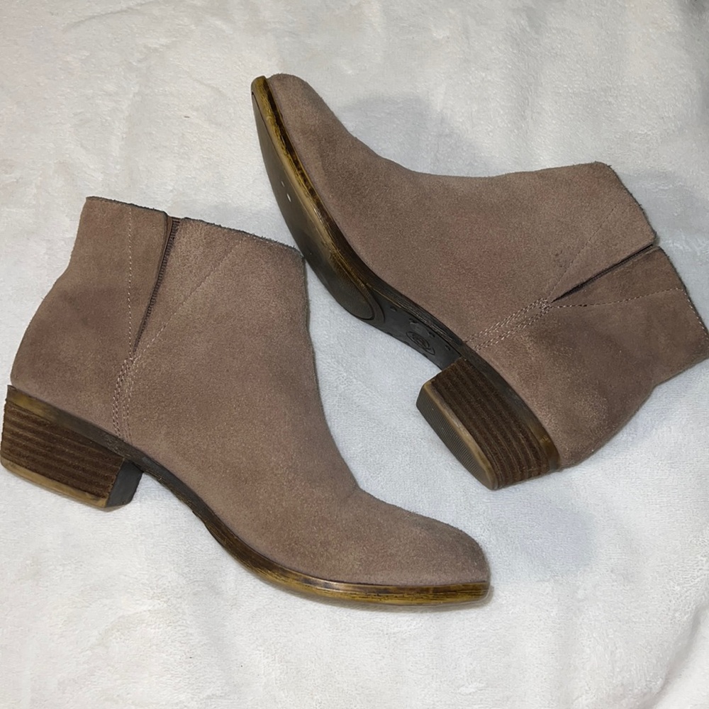 Lucky Brand booties
